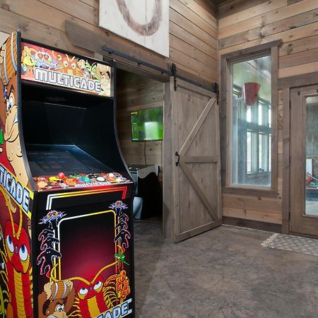 Splash Mountain Pool Hot Tub Theater Game Room Sevierville Dış mekan fotoğraf
