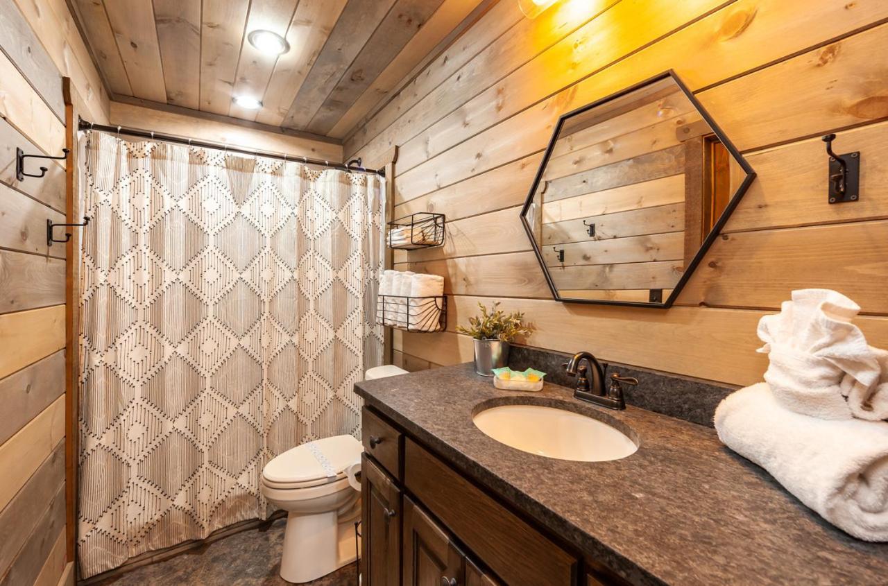Splash Mountain Pool Hot Tub Theater Game Room Sevierville Dış mekan fotoğraf