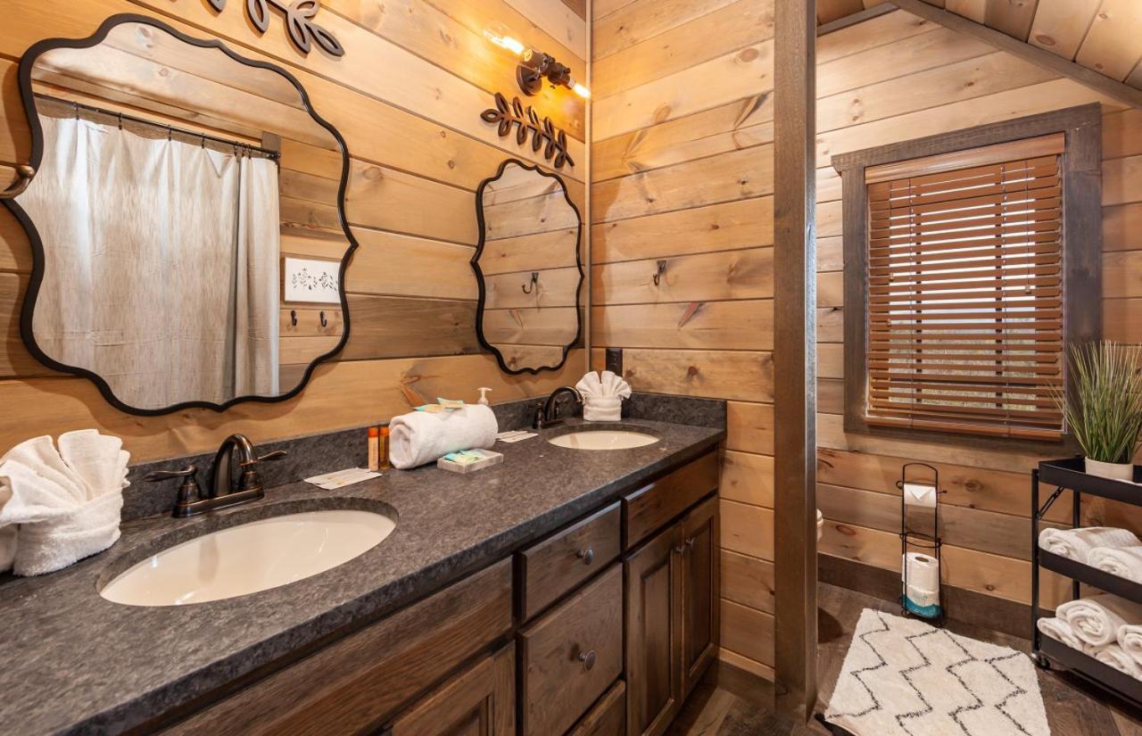 Splash Mountain Pool Hot Tub Theater Game Room Sevierville Dış mekan fotoğraf