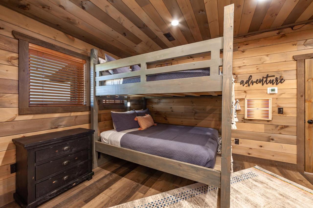 Splash Mountain Pool Hot Tub Theater Game Room Sevierville Dış mekan fotoğraf