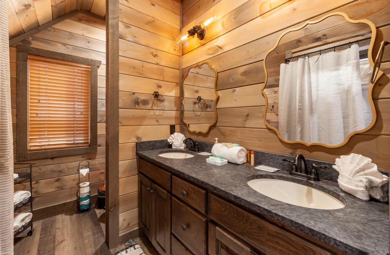 Splash Mountain Pool Hot Tub Theater Game Room Sevierville Dış mekan fotoğraf