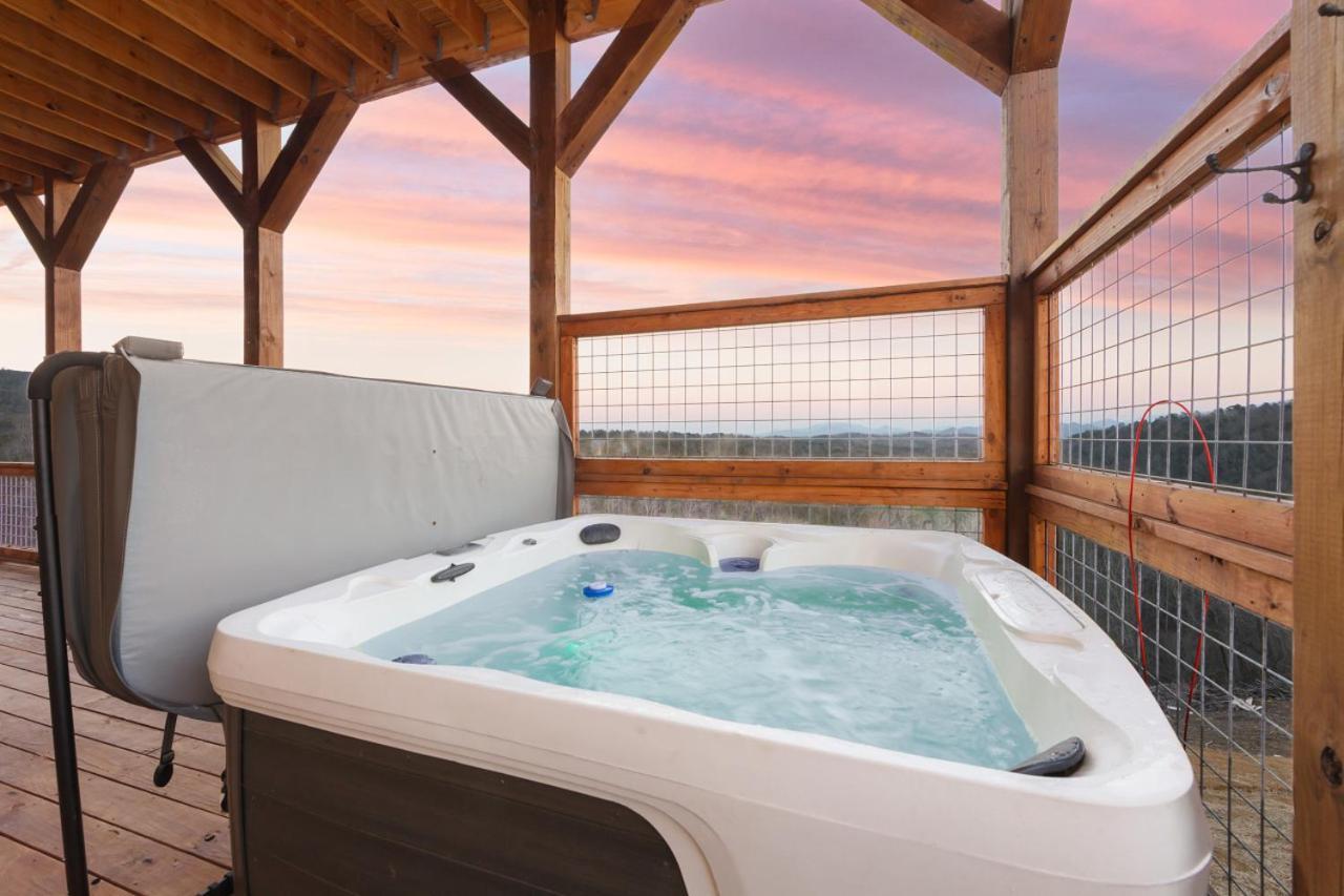 Splash Mountain Pool Hot Tub Theater Game Room Sevierville Dış mekan fotoğraf
